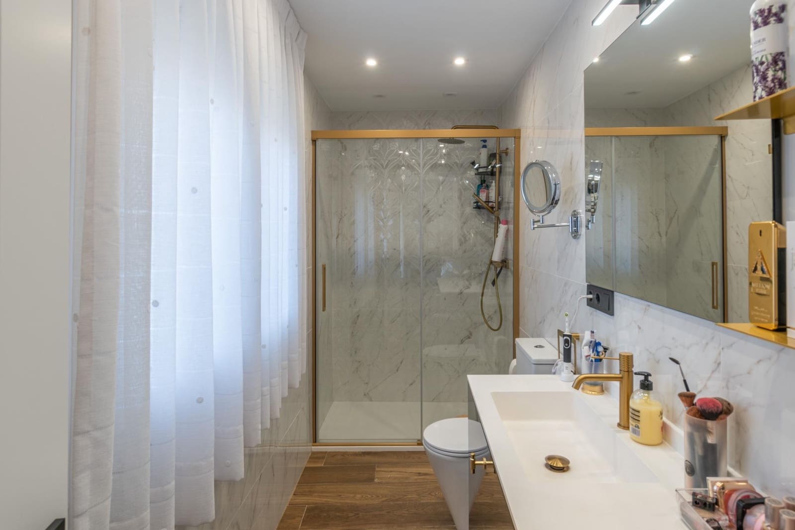 Casa de 4 habitaciones en Peligros en venta con garaje - 349.000 € (Ref: 9715160)