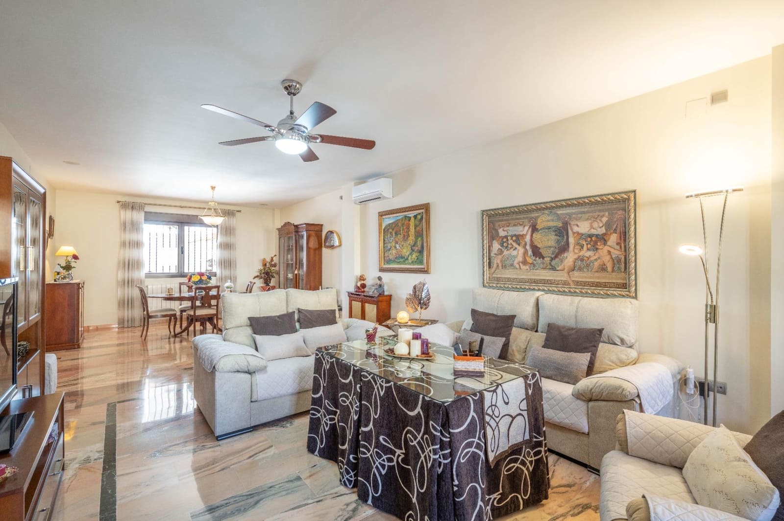 3 bedroom Villa for sale in Albolote with pool garage - € 455,000 (Ref: 9715161)