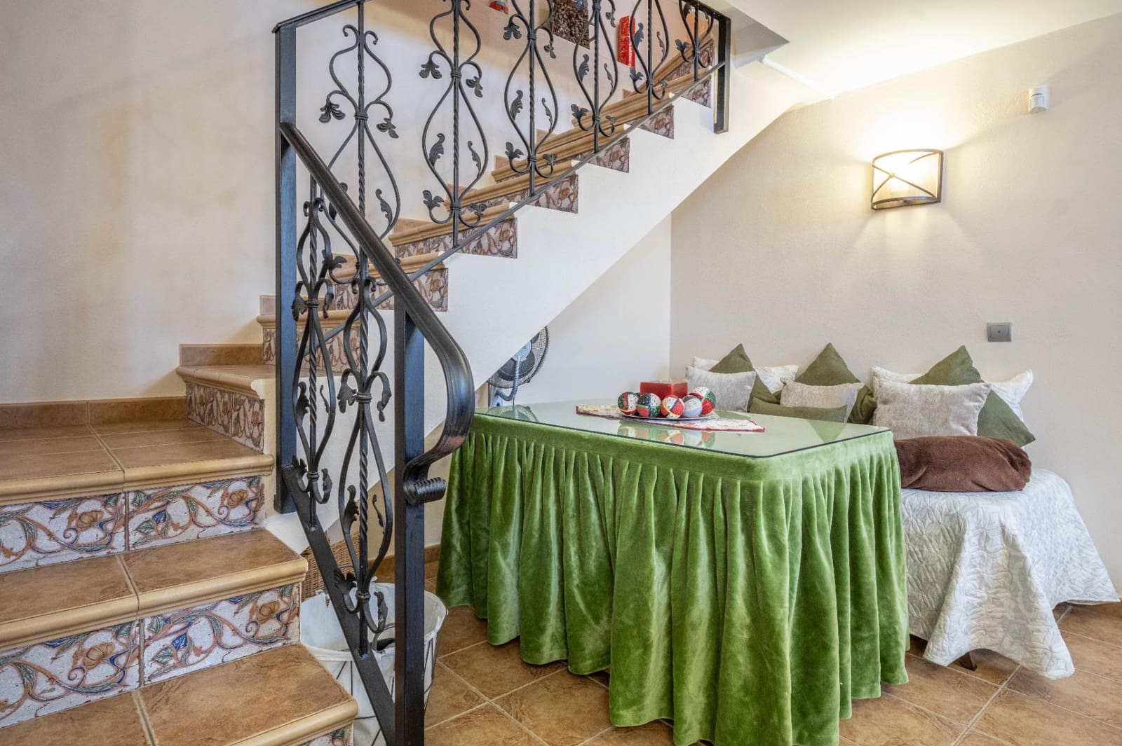 3 bedroom Villa for sale in Albolote with pool garage - € 455,000 (Ref: 9715161)