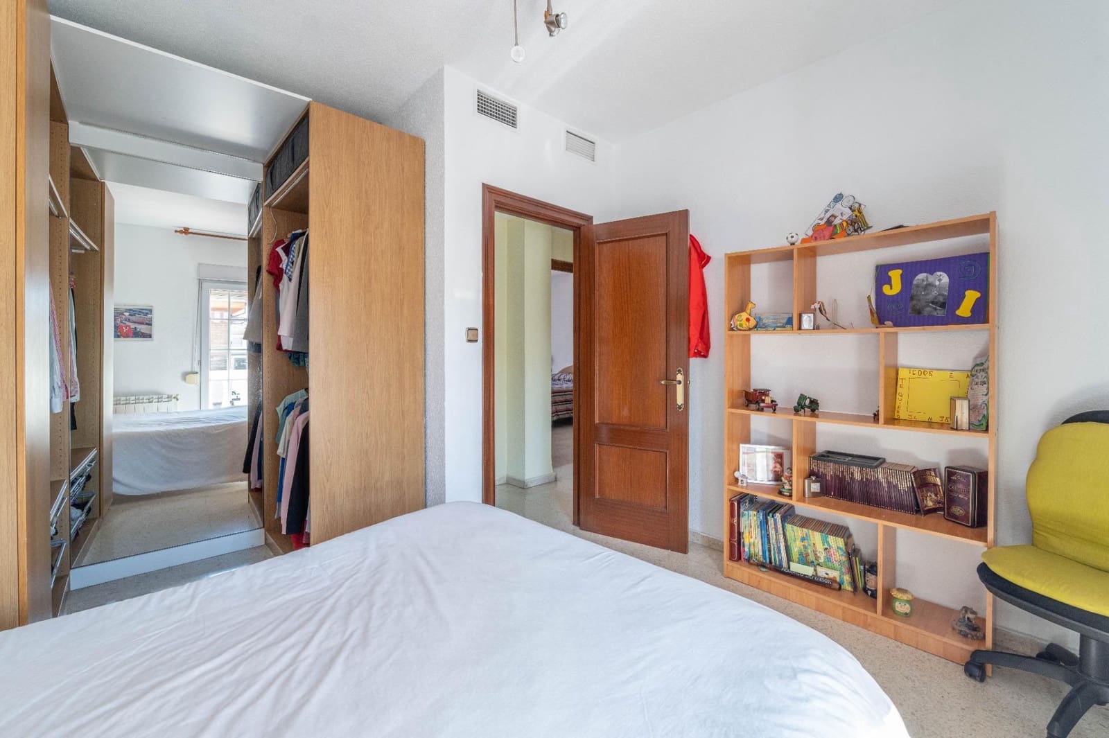 5 quarto Moradia para venda em Armilla com garagem - 329 900 € (Ref: 9715162)