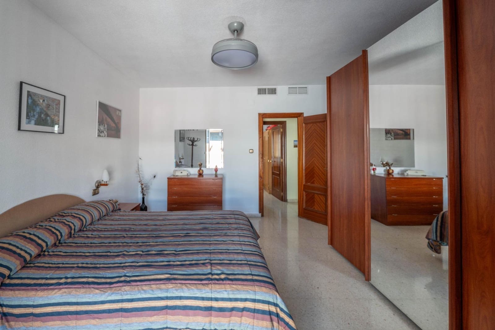 5 quarto Moradia para venda em Armilla com garagem - 329 900 € (Ref: 9715162)