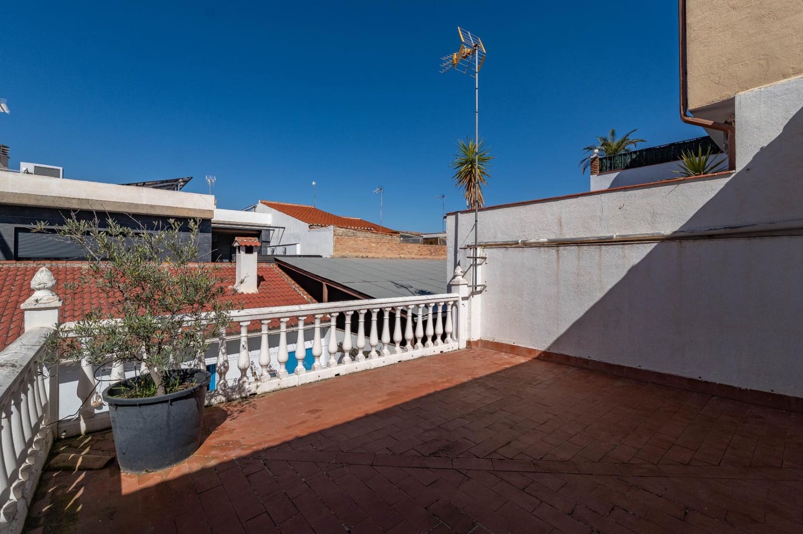 5 quarto Moradia para venda em Armilla com garagem - 329 900 € (Ref: 9715162)