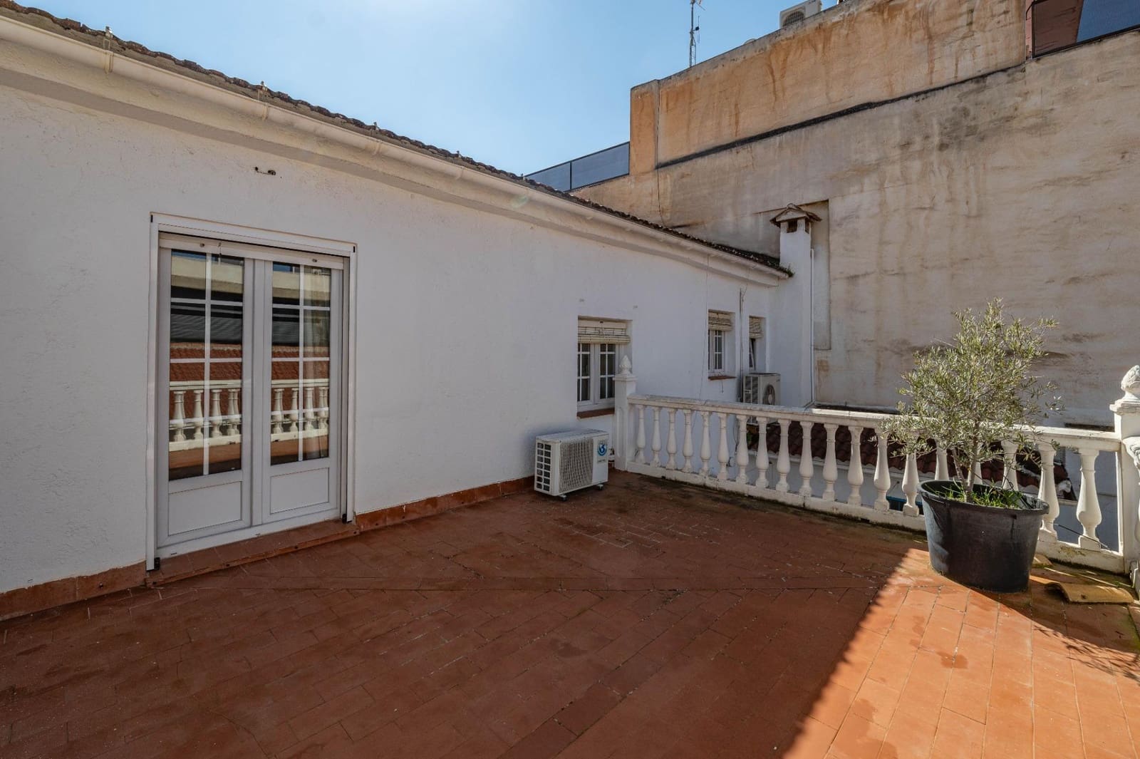 5 quarto Moradia para venda em Armilla com garagem - 329 900 € (Ref: 9715162)