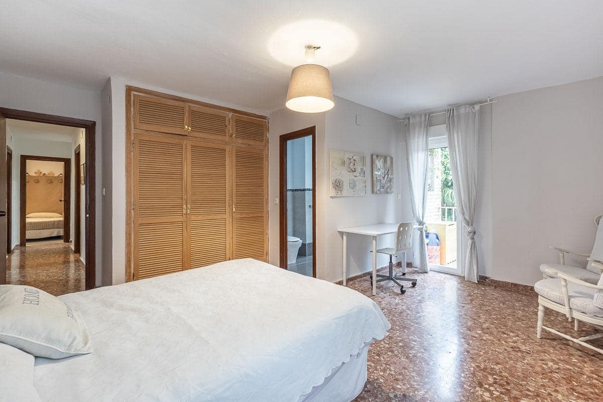 4 slaapkamer Flat te koop in Almunecar - € 410.000 (Ref: 9720219)