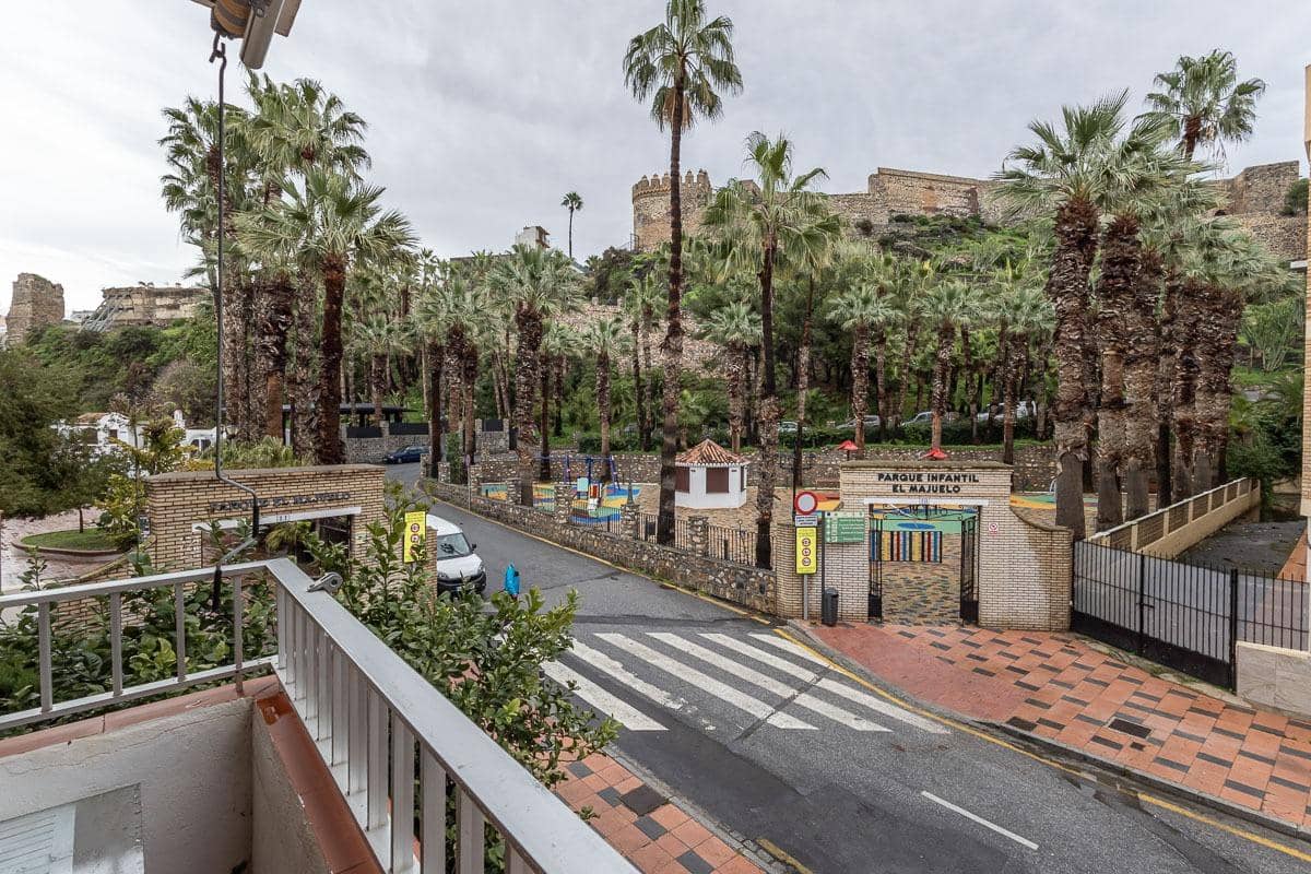 4 slaapkamer Flat te koop in Almunecar - € 410.000 (Ref: 9720219)