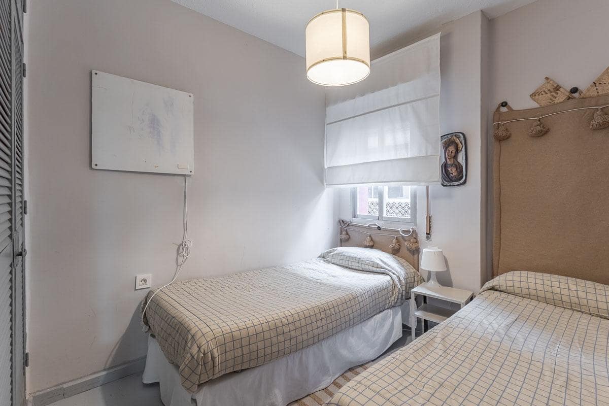 4 slaapkamer Flat te koop in Almunecar - € 410.000 (Ref: 9720219)