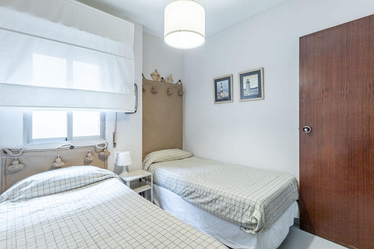 4 slaapkamer Flat te koop in Almunecar - € 410.000 (Ref: 9720219)