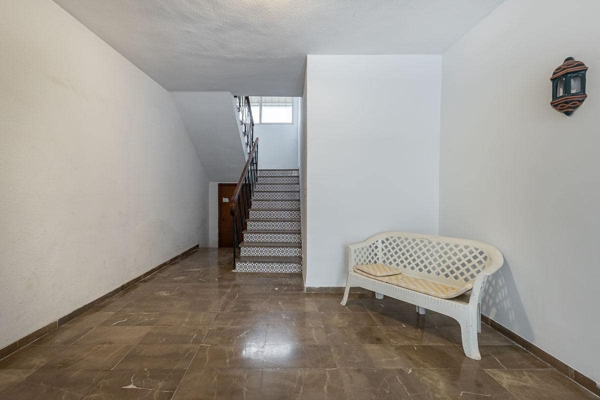 4 slaapkamer Flat te koop in Almunecar - € 410.000 (Ref: 9720219)