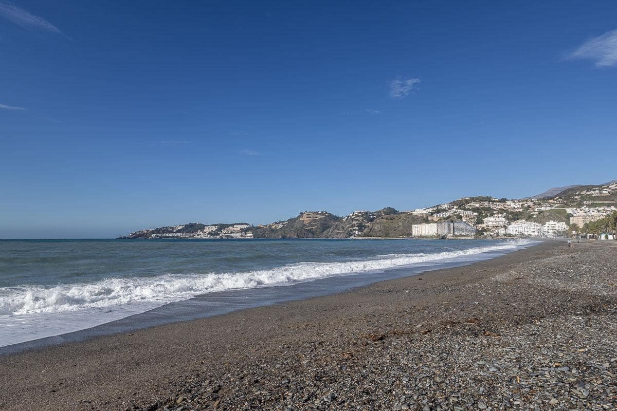 4 slaapkamer Flat te koop in Almunecar - € 410.000 (Ref: 9720219)