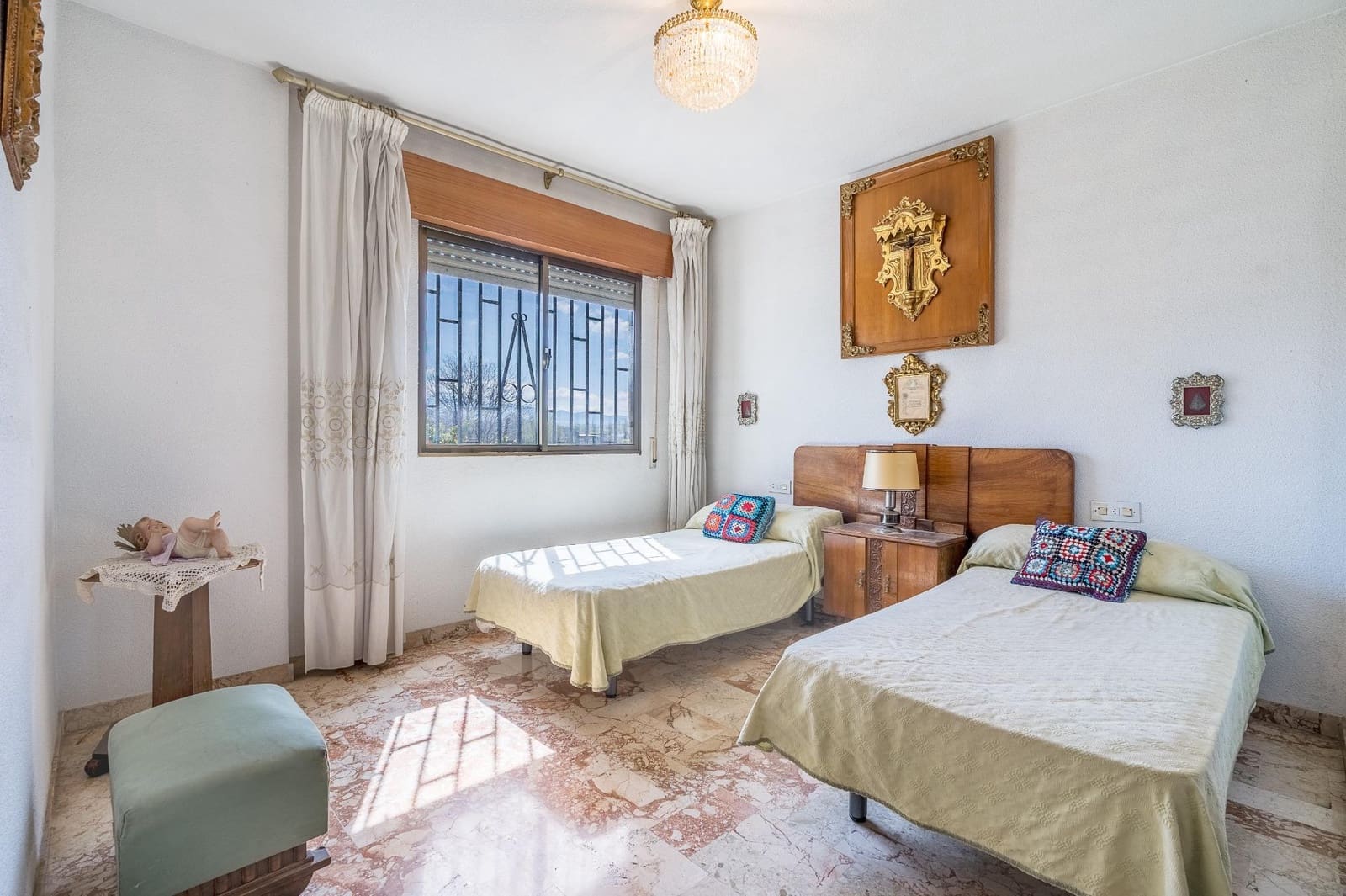 6 quarto Moradia para venda em Vegas del Genil com piscina garagem - 695 000 € (Ref: 9720220)