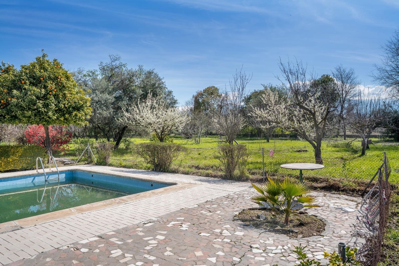 6 quarto Moradia para venda em Vegas del Genil com piscina garagem - 695 000 € (Ref: 9720220)