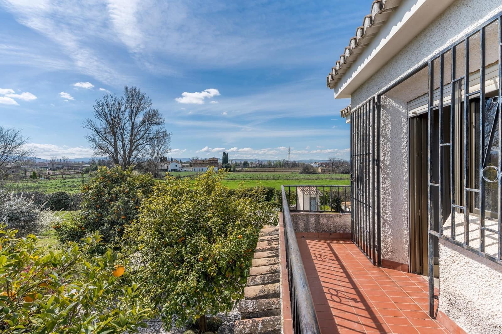 6 quarto Moradia para venda em Vegas del Genil com piscina garagem - 695 000 € (Ref: 9720220)