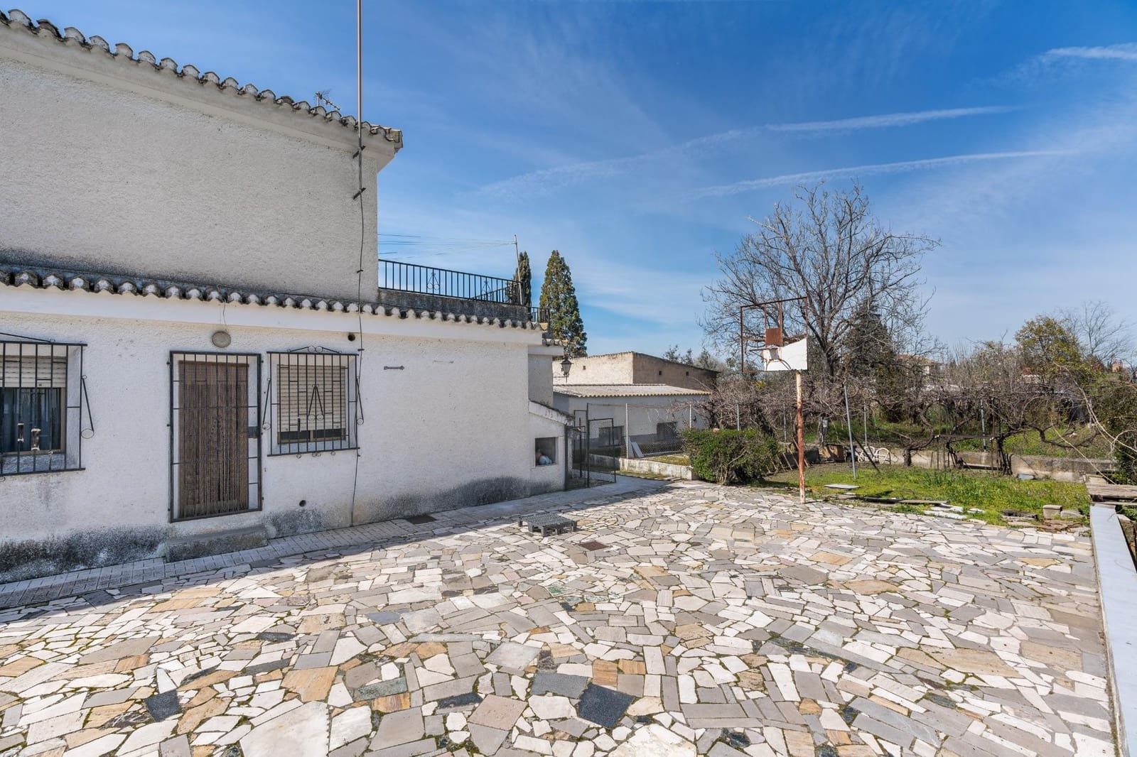 6 quarto Moradia para venda em Vegas del Genil com piscina garagem - 695 000 € (Ref: 9720220)