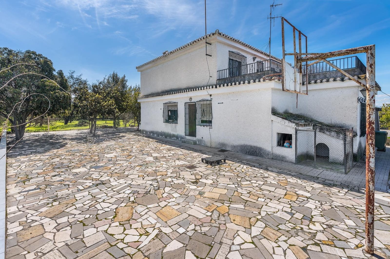 6 quarto Moradia para venda em Vegas del Genil com piscina garagem - 695 000 € (Ref: 9720220)