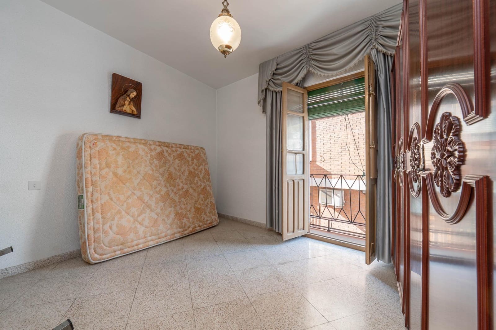 4 soveværelse Byhus til salg i Padul med garage - € 109.000 (Ref: 9720221)