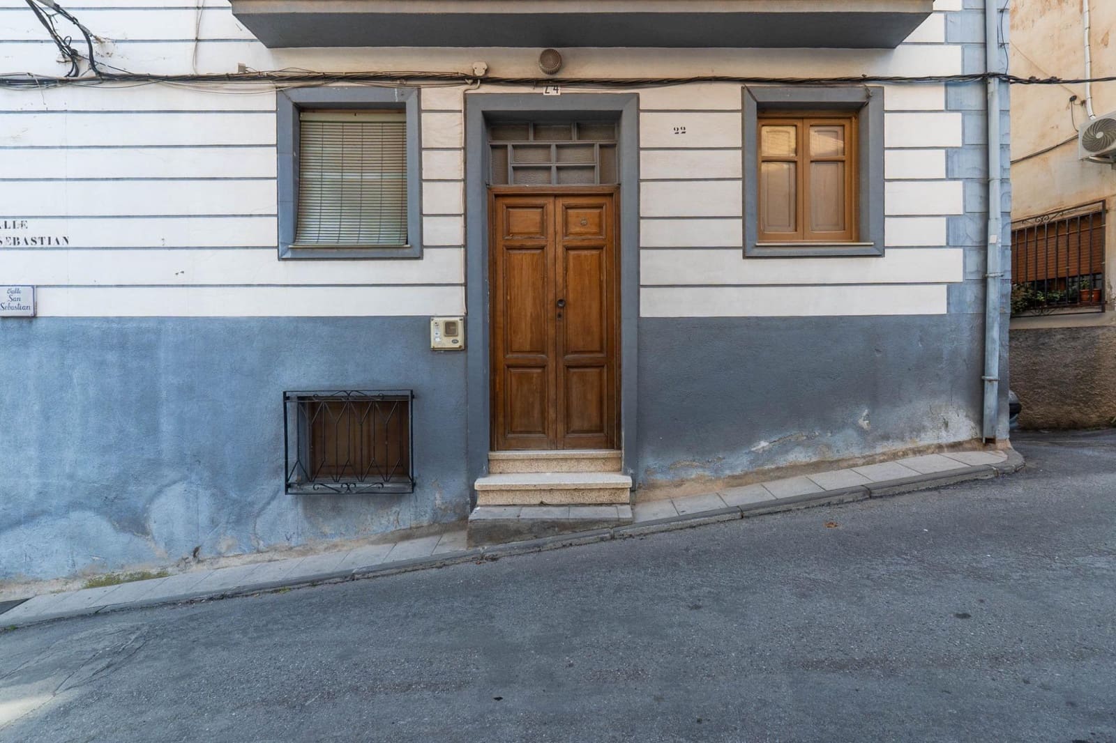 4 soveværelse Byhus til salg i Padul med garage - € 109.000 (Ref: 9720221)