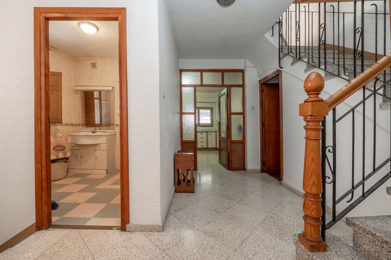 4 soveværelse Byhus til salg i Padul med garage - € 109.000 (Ref: 9720221)