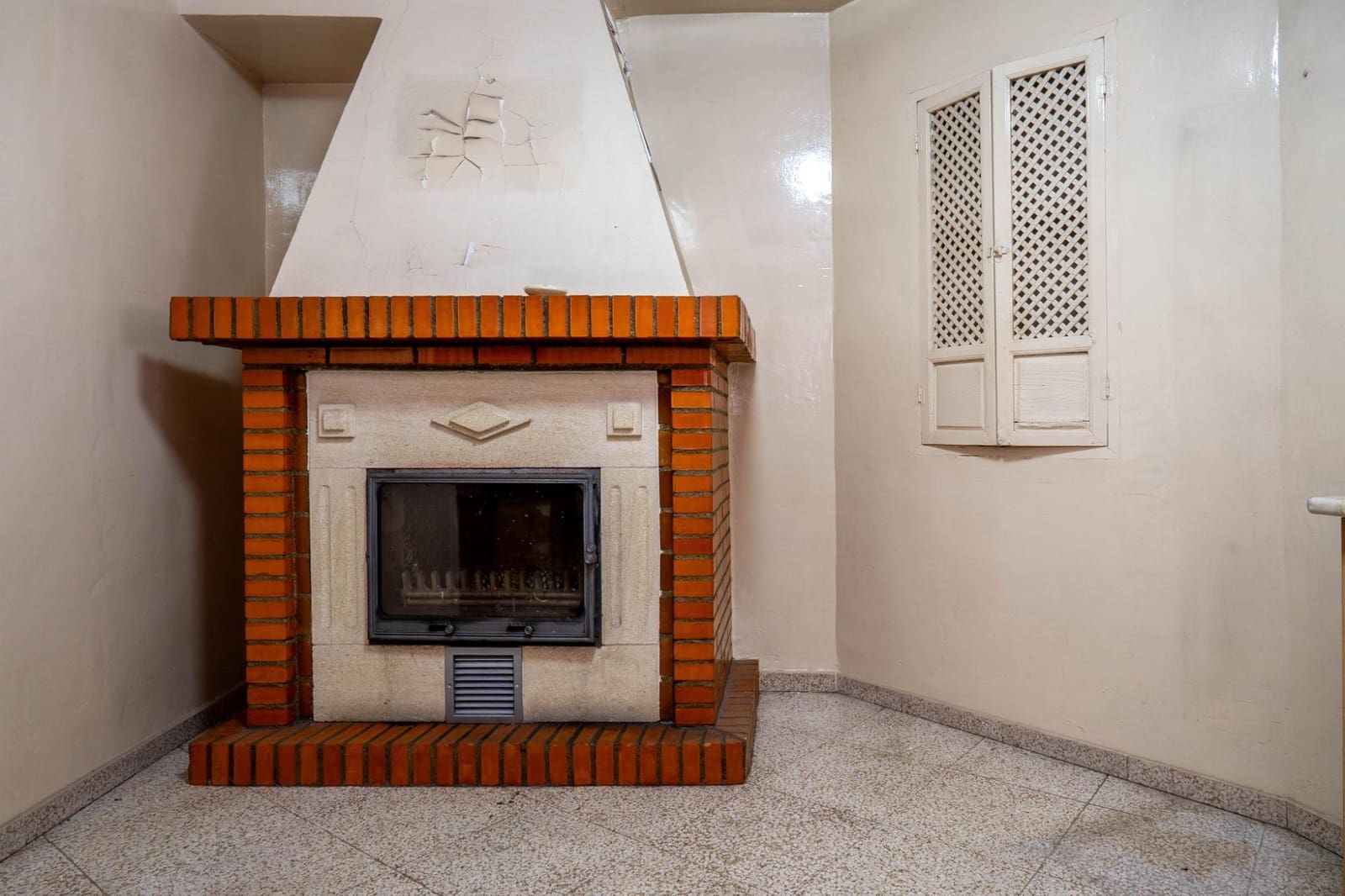 4 soveværelse Byhus til salg i Padul med garage - € 109.000 (Ref: 9720221)