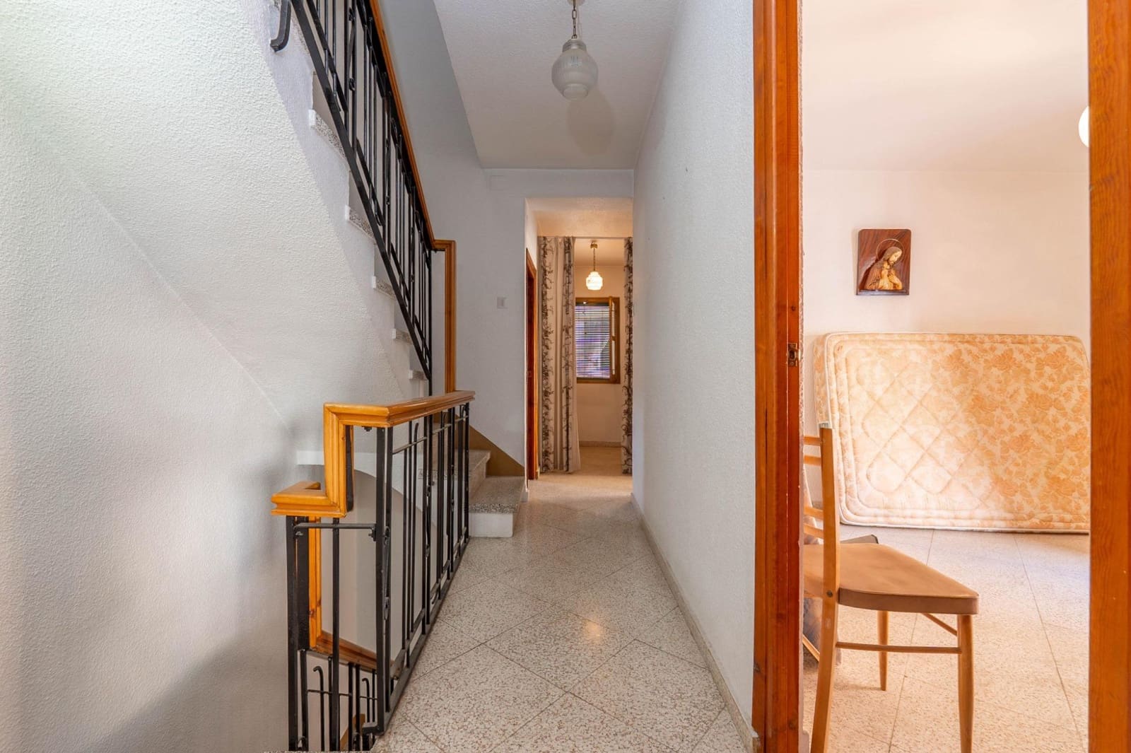 4 soveværelse Byhus til salg i Padul med garage - € 109.000 (Ref: 9720221)