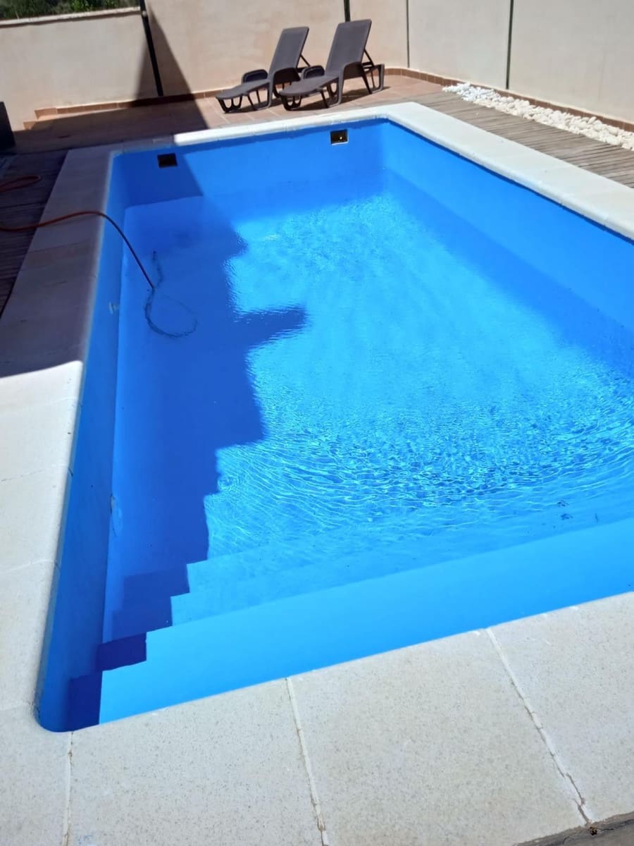 Pareado de 3 habitaciones en Huétor Vega en venta con piscina garaje - 595.000 € (Ref: 9722184)