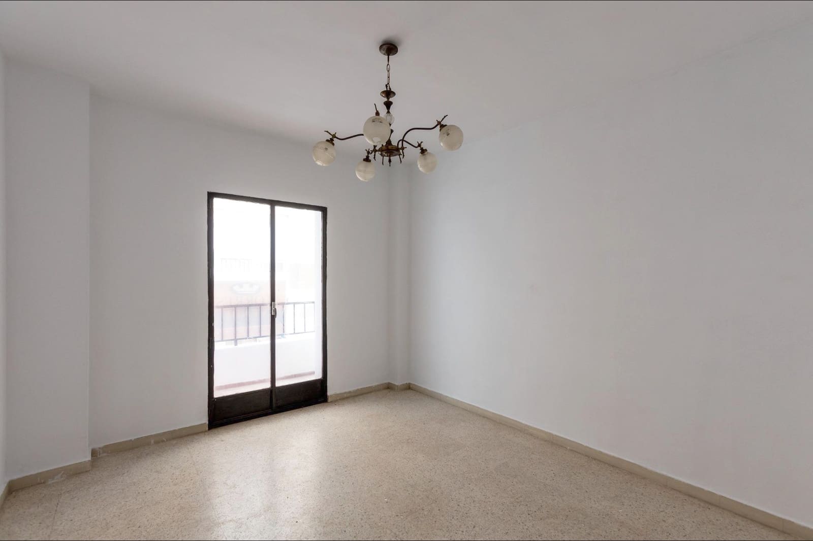 4 chambre Appartement à vendre à Motril avec garage - 150 000 € (Ref: 9722187)