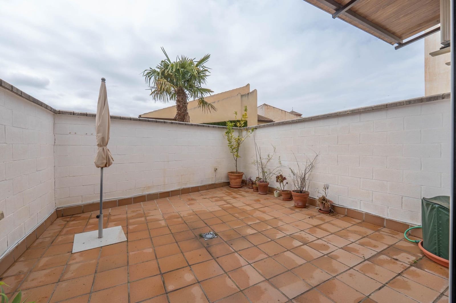 4 Zimmer Reihenhaus zu verkaufen in Ogijares mit Garage - 297.900 € (Ref: 9726860)