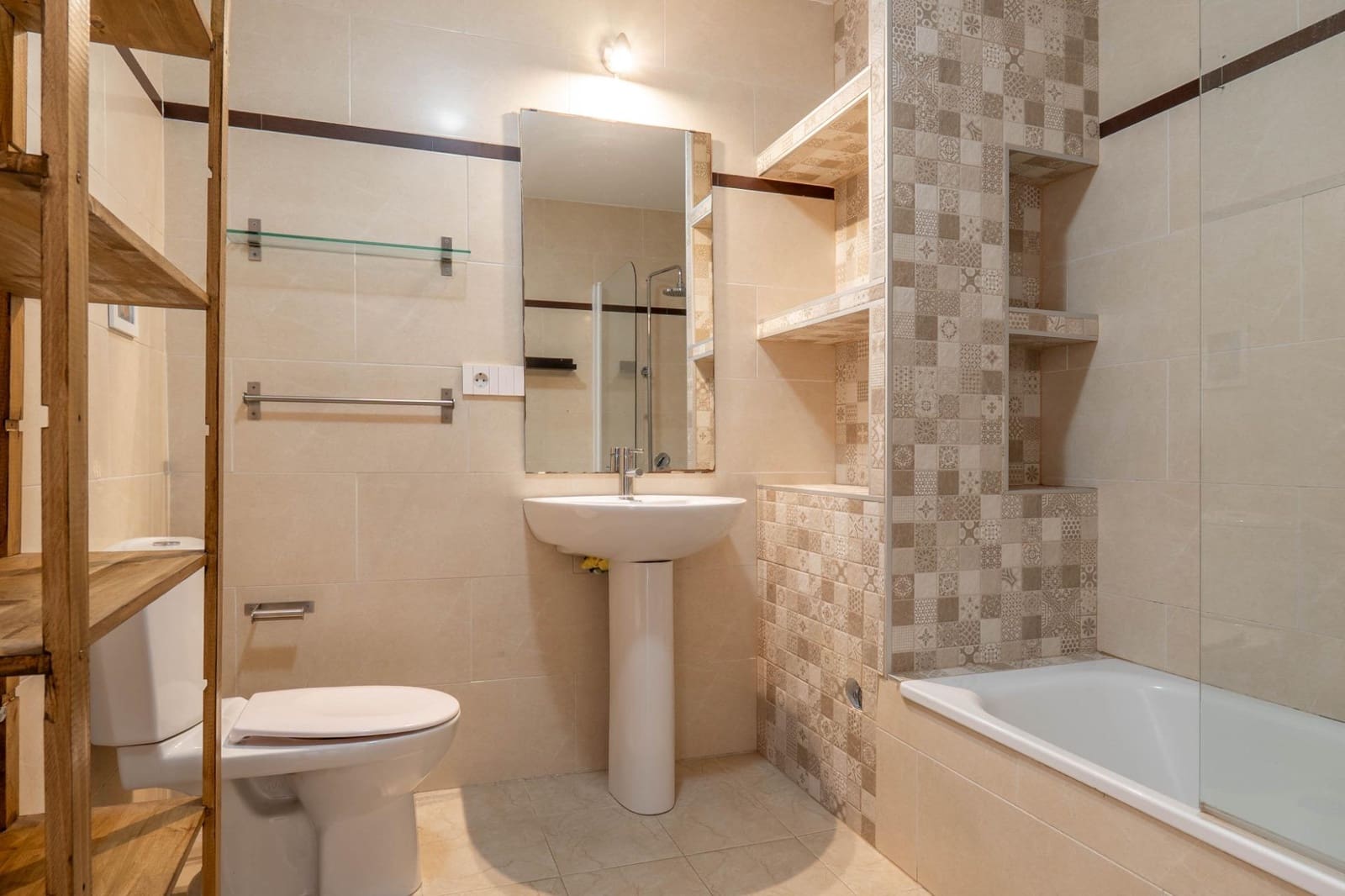 4 Zimmer Reihenhaus zu verkaufen in Ogijares mit Garage - 297.900 € (Ref: 9726860)