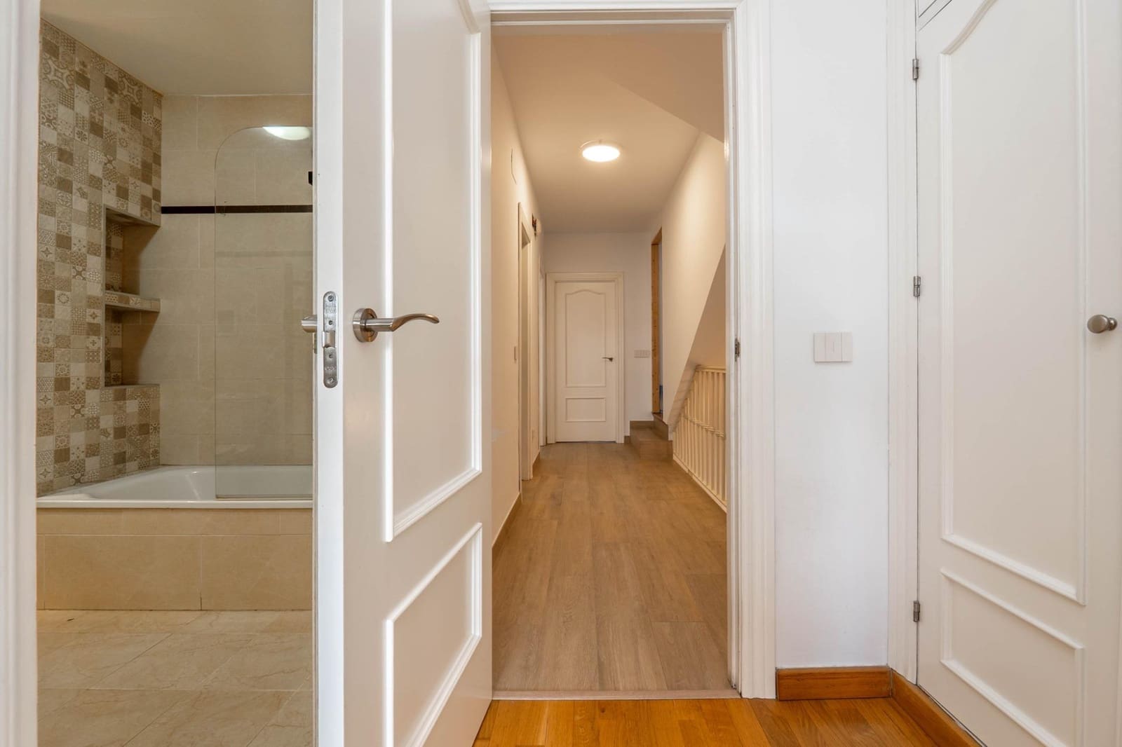 4 Zimmer Reihenhaus zu verkaufen in Ogijares mit Garage - 297.900 € (Ref: 9726860)