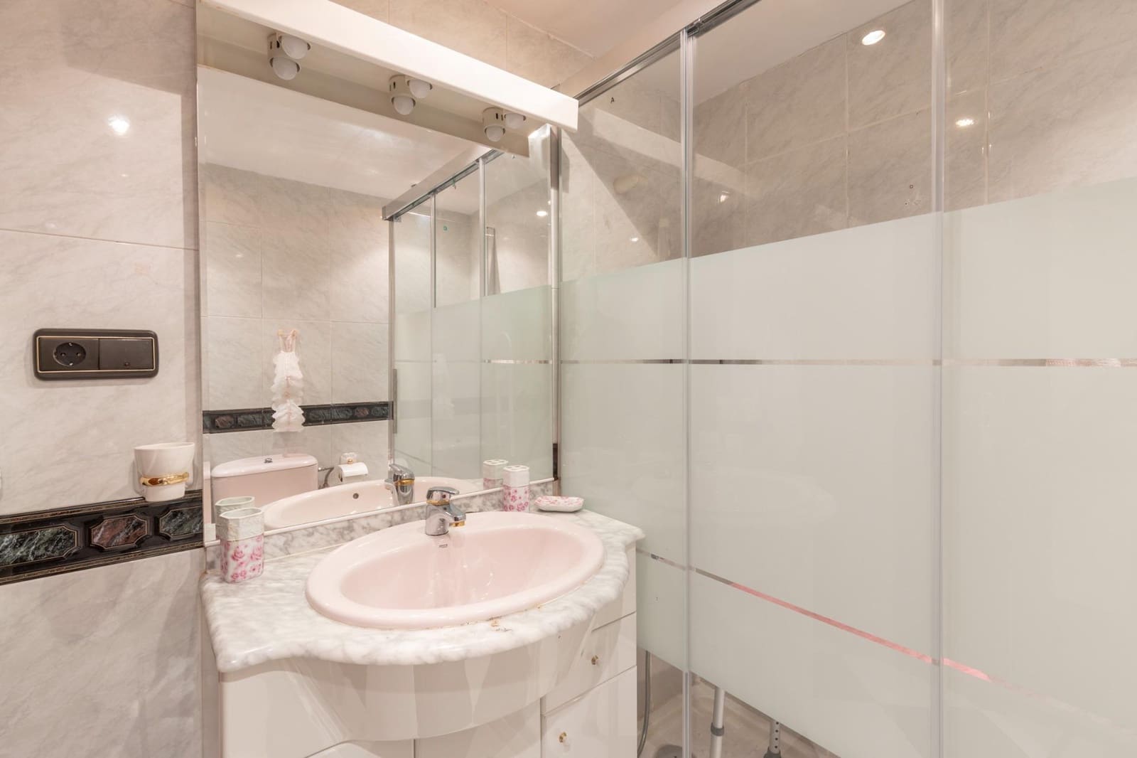 3 camera da letto Appartamento in vendita in Granada citta con garage - 258.000 € (Rif: 9726861)