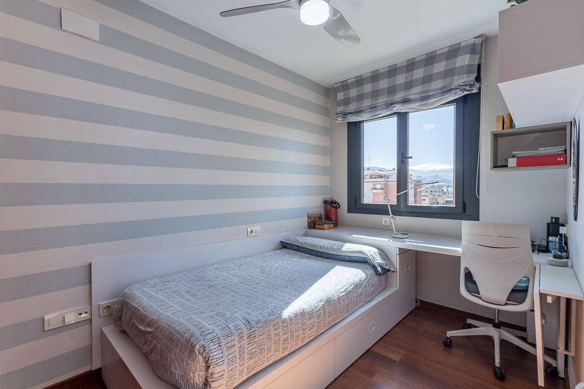 4 camera da letto Appartamento in vendita in Granada citta con piscina garage - 540.000 € (Rif: 9726862)