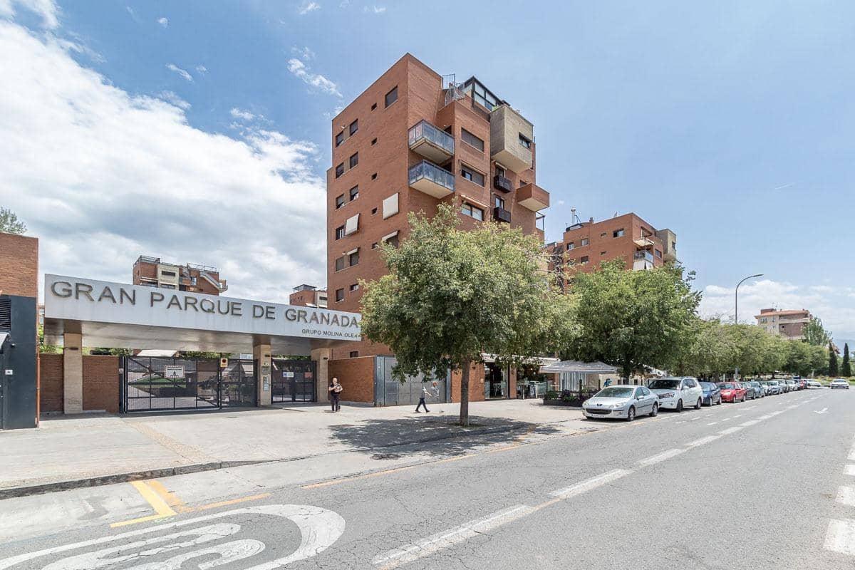 4 camera da letto Appartamento in vendita in Granada citta con piscina garage - 540.000 € (Rif: 9726862)