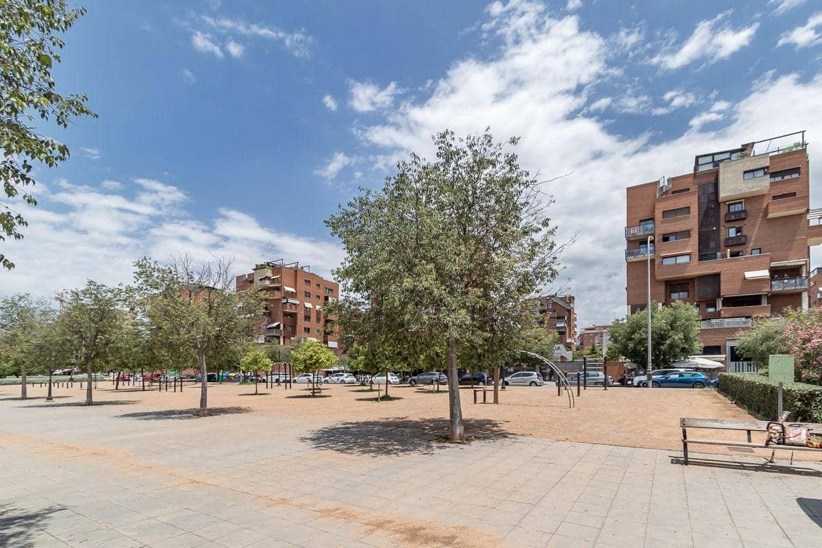 4 camera da letto Appartamento in vendita in Granada citta con piscina garage - 540.000 € (Rif: 9726862)