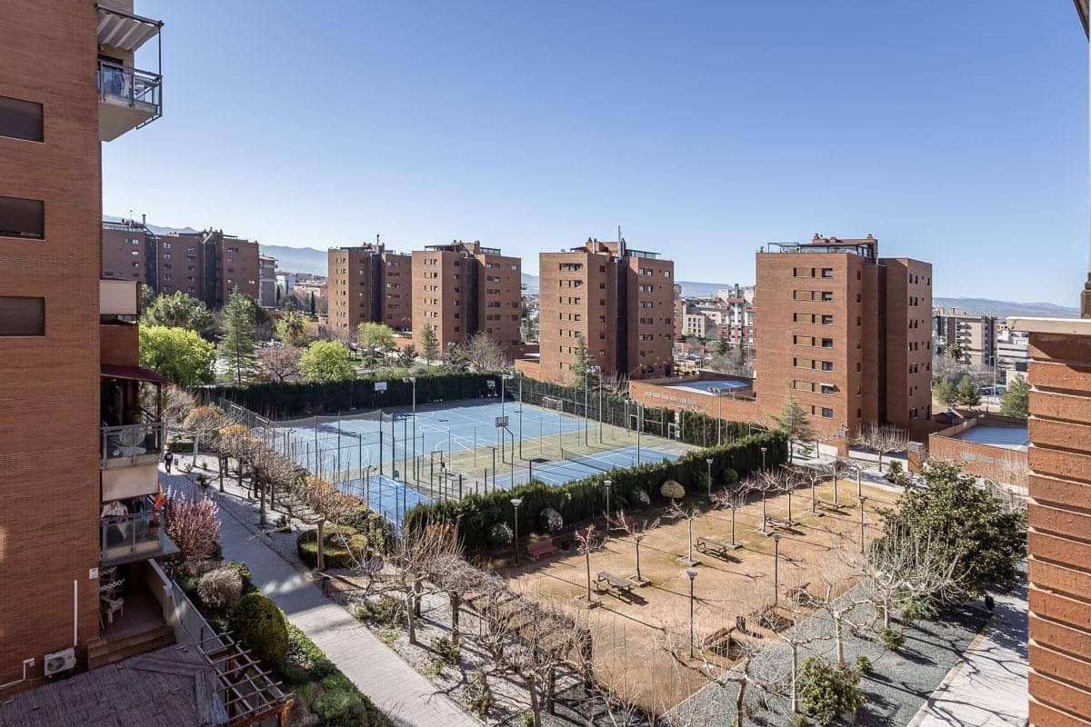 4 camera da letto Appartamento in vendita in Granada citta con piscina garage - 540.000 € (Rif: 9726862)