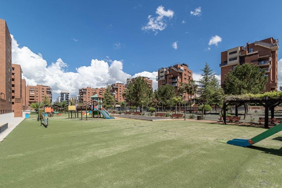 4 camera da letto Appartamento in vendita in Granada citta con piscina garage - 540.000 € (Rif: 9726862)