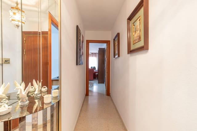 3 camera da letto Appartamento in vendita in Zaidin, Granada città con garage - 259.000 € (Rif: 9726863)