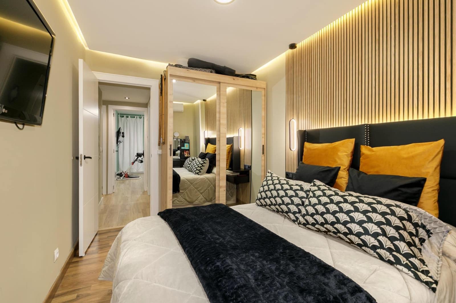 Piso de 3 habitaciones en Granada ciudad en venta con garaje - 250.000 € (Ref: 9726864)