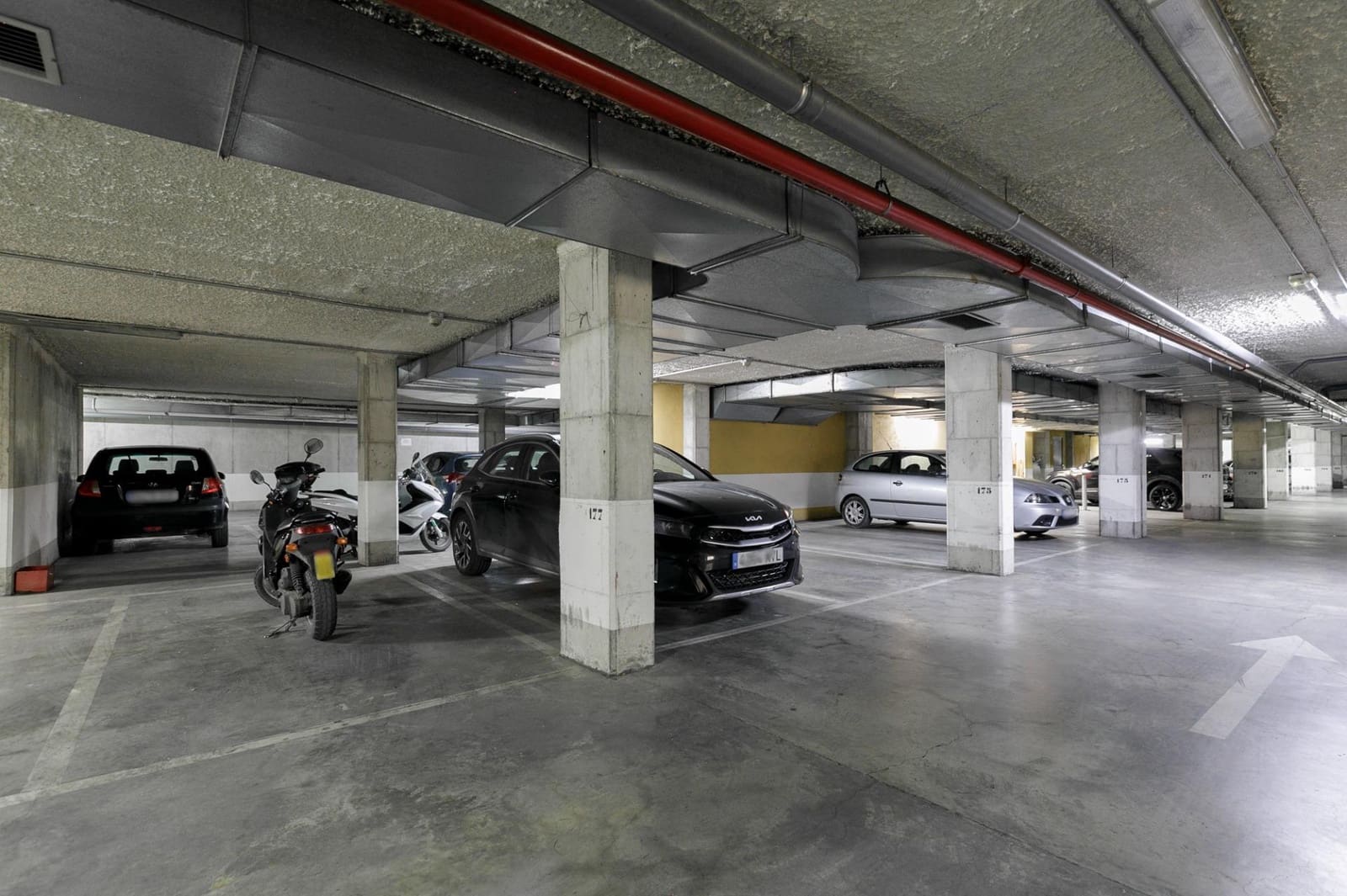 Piso de 3 habitaciones en Granada ciudad en venta con garaje - 250.000 € (Ref: 9726864)