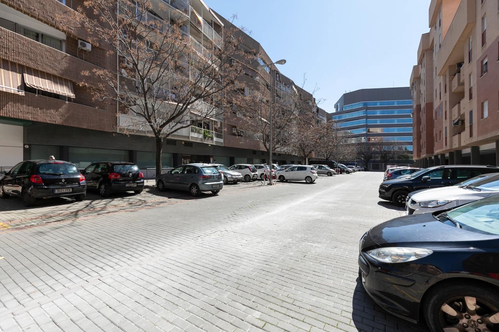 Piso de 3 habitaciones en Granada ciudad en venta con garaje - 250.000 € (Ref: 9726864)