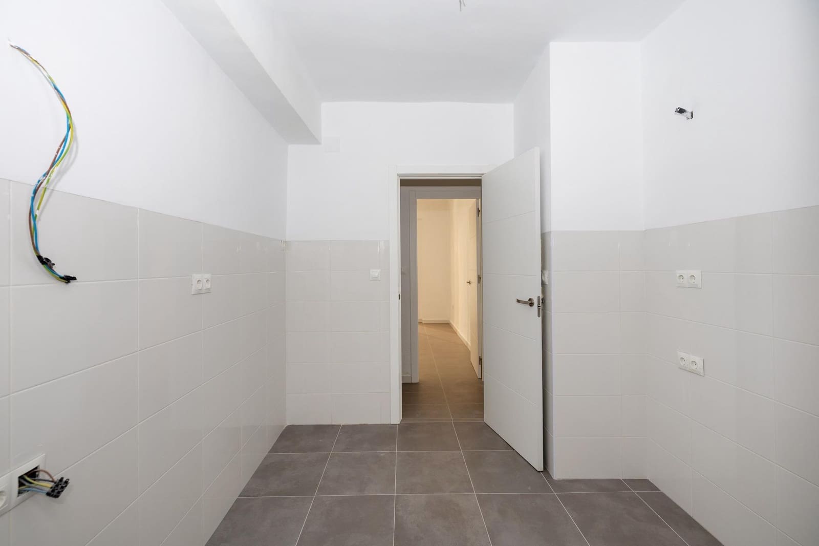 3 slaapkamer Flat te koop in Granada stad - € 220.000 (Ref: 9726865)
