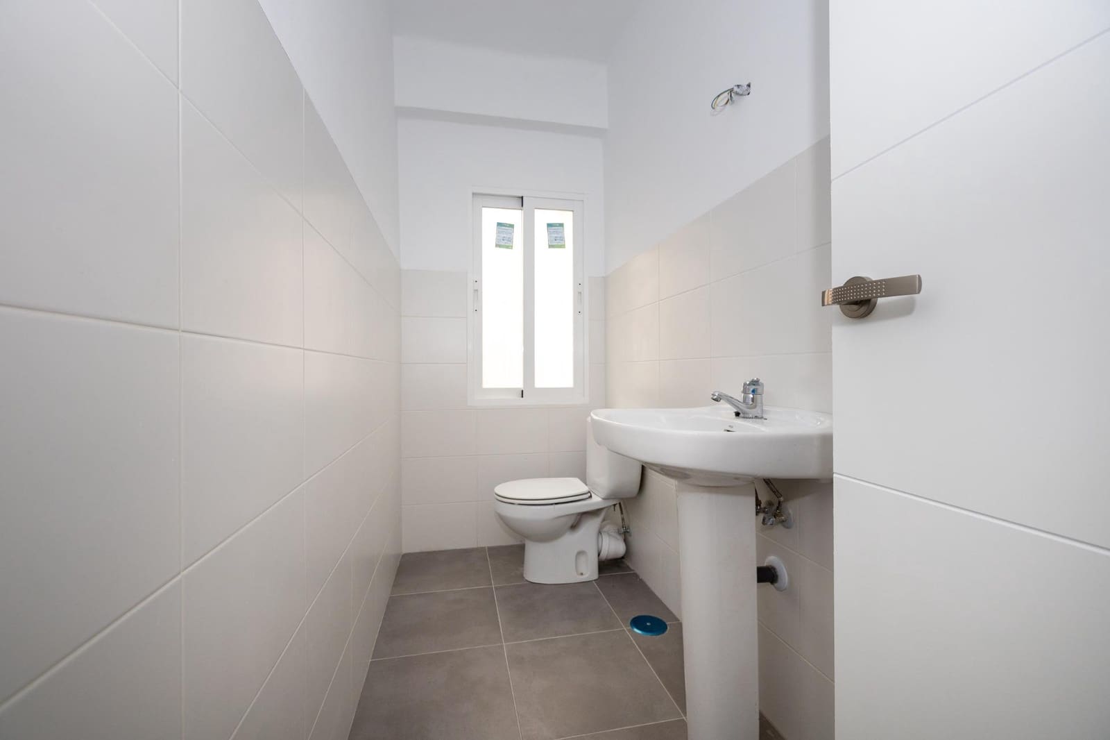 3 slaapkamer Flat te koop in Granada stad - € 220.000 (Ref: 9726865)