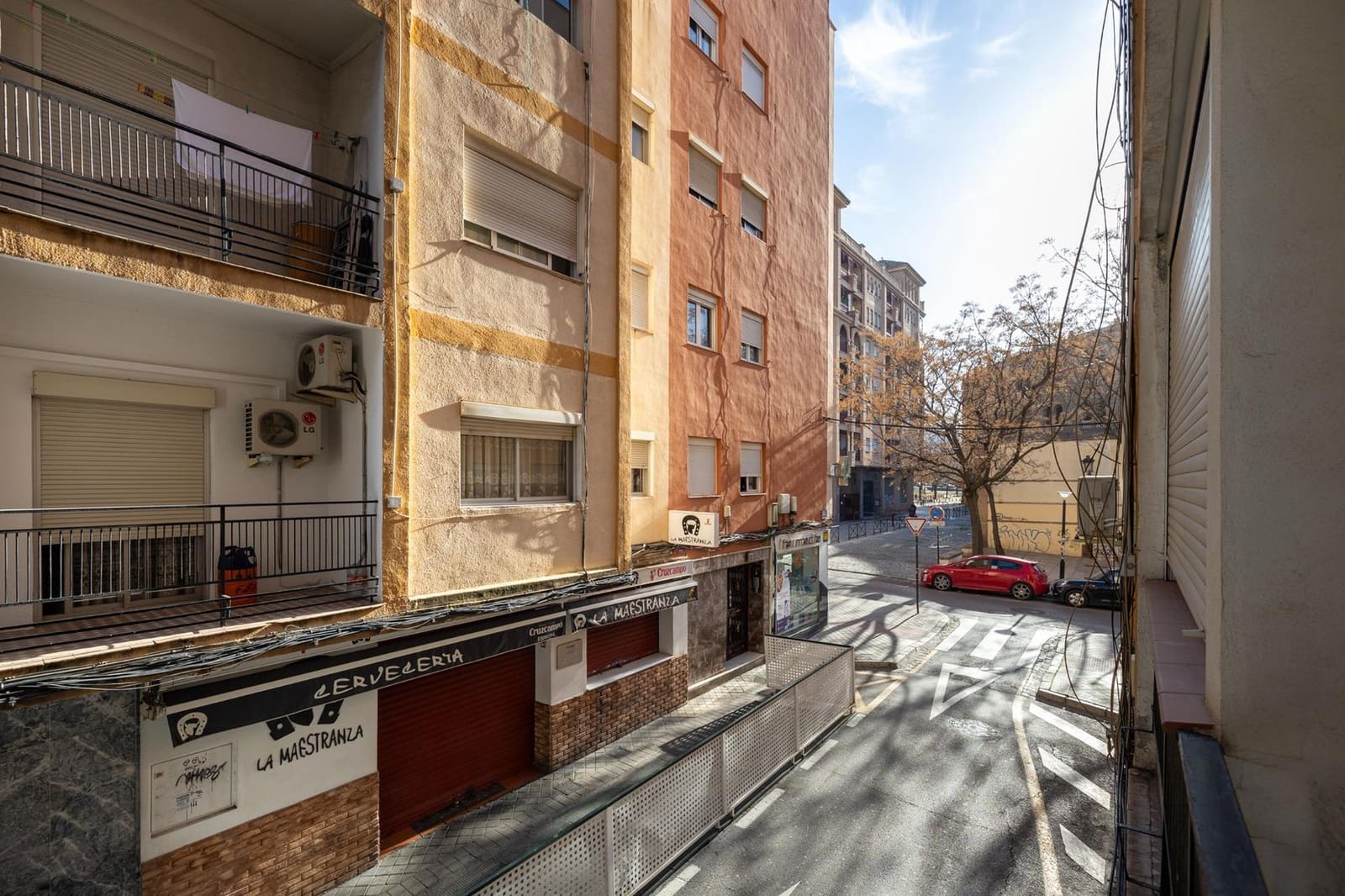 3 slaapkamer Flat te koop in Granada stad - € 220.000 (Ref: 9726865)