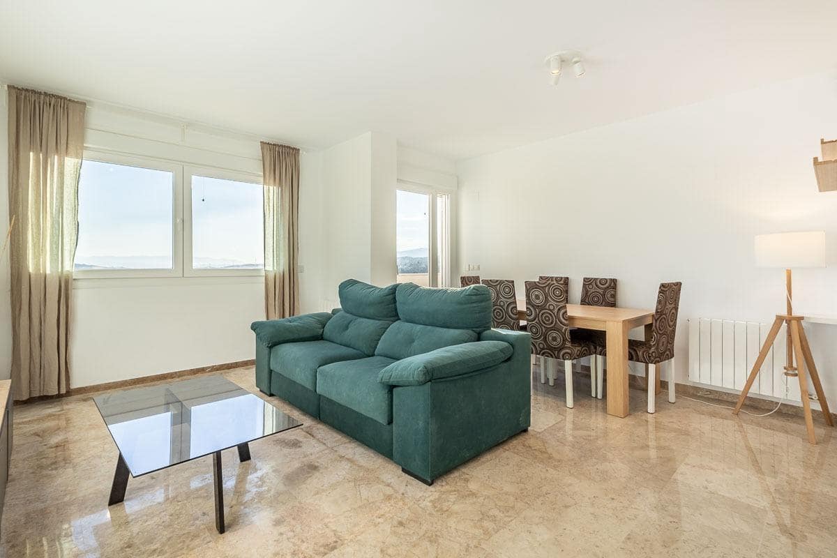 3 bedroom Flat for sale in Atarfe with pool garage - € 199,500 (Ref: 9726866)