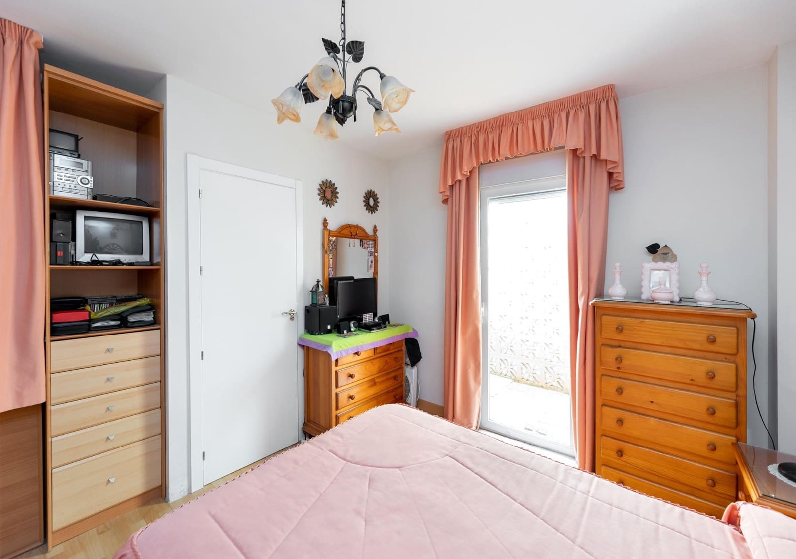 2 sypialnia Mieszkanie na sprzedaż w Cullar Vega z garażem - 129 000 € (Ref: 9726867)