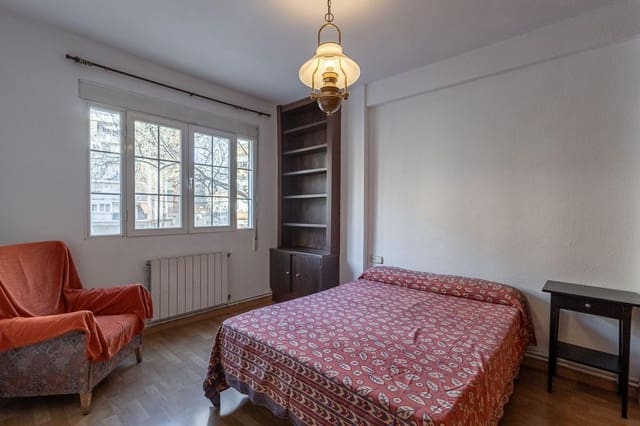 4 bedroom Flat for sale in Zaidin, Granada city - € 258,000 (Ref: 9732452)