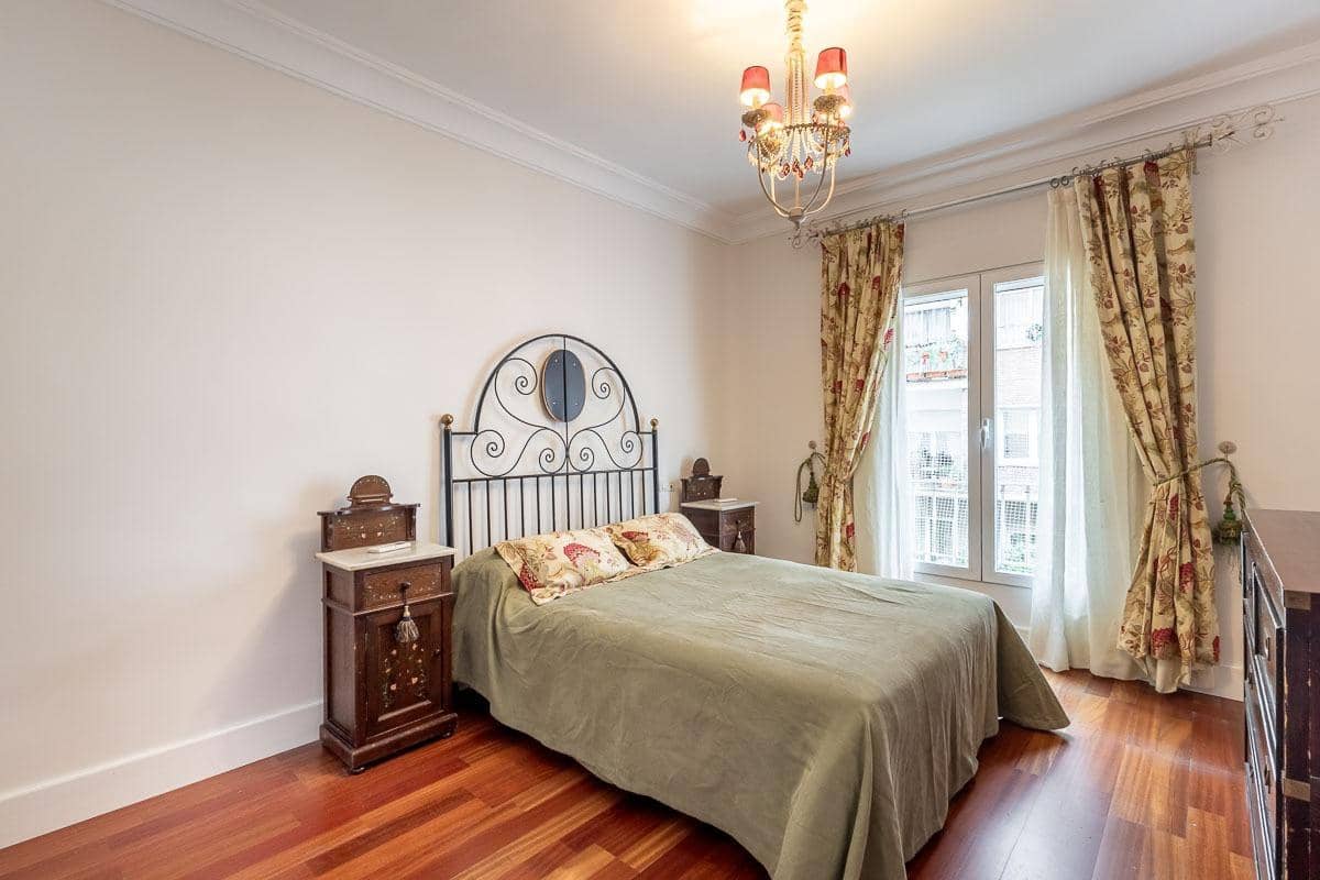 5 soveværelse Lejlighed til salg i Granada by - € 595.000 (Ref: 9732453)