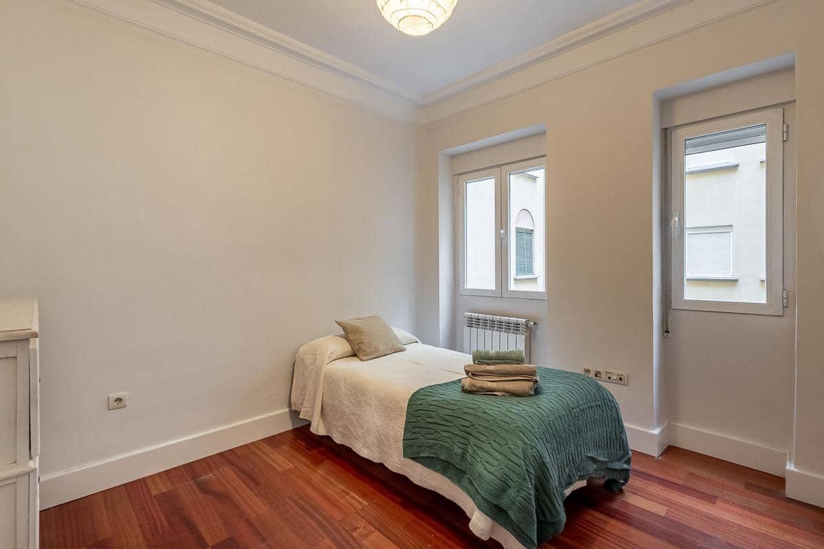 5 soveværelse Lejlighed til salg i Granada by - € 595.000 (Ref: 9732453)