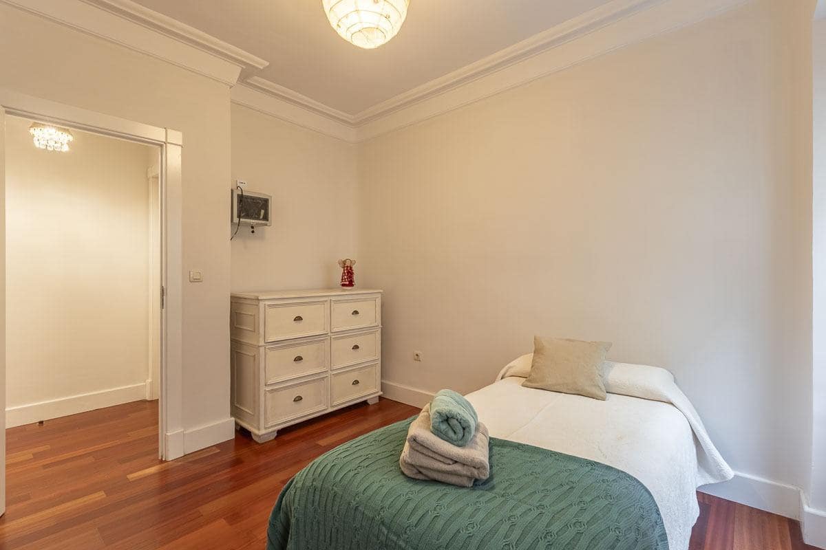 5 soveværelse Lejlighed til salg i Granada by - € 595.000 (Ref: 9732453)