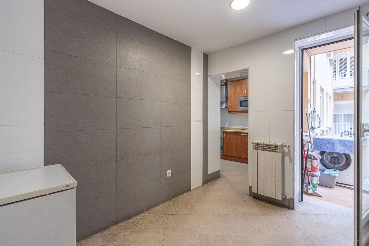 5 soveværelse Lejlighed til salg i Granada by - € 595.000 (Ref: 9732453)