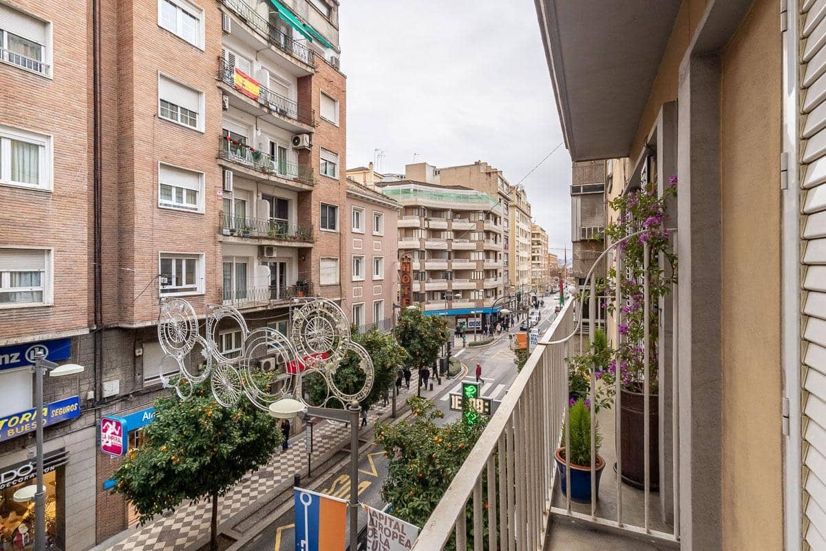 5 soveværelse Lejlighed til salg i Granada by - € 595.000 (Ref: 9732453)