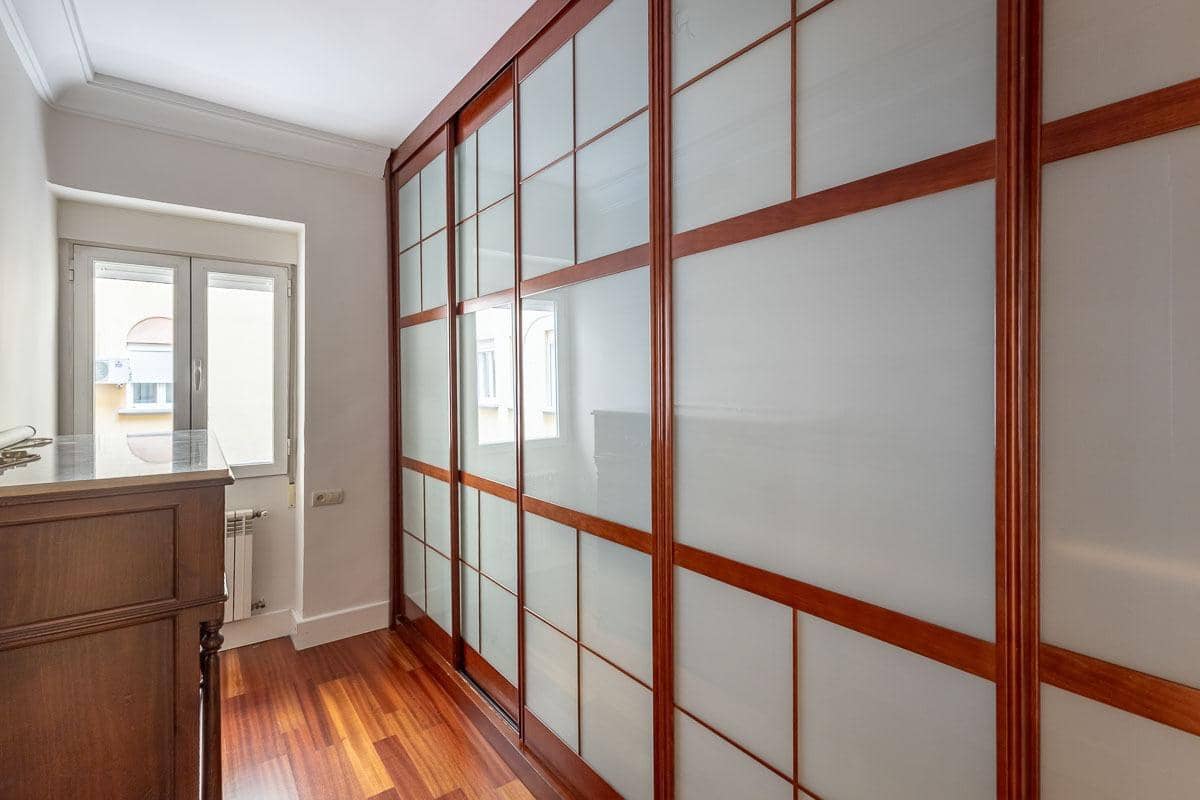 5 soveværelse Lejlighed til salg i Granada by - € 595.000 (Ref: 9732453)